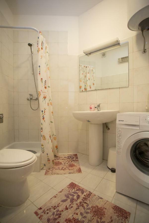 Appartement Apartman Girasol Pula Extérieur photo